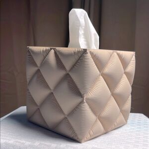 Quilted Tan Tissue Box Cover